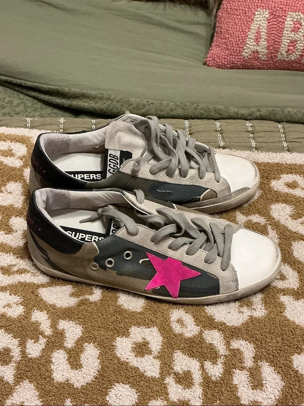 Golden Goose Kids Gray Sneakers with Pink Star Accent